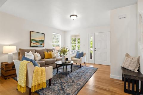 442 E Glendale Rd, Webster Groves, MO 63119 photo 3