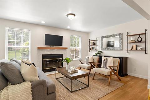 442 E Glendale Rd, Webster Groves, MO 63119 photo 4
