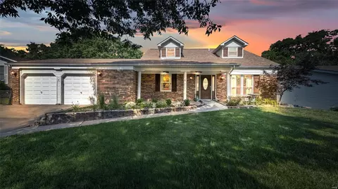 14 Heather Valley Cir, Saint Peters, MO 63376