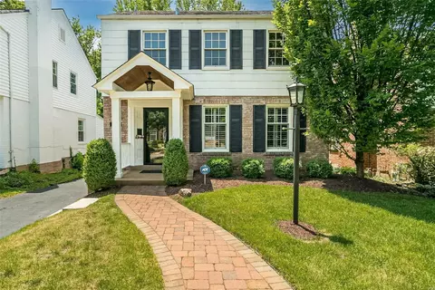 9136 Lawn Ave, Brentwood, MO 63144