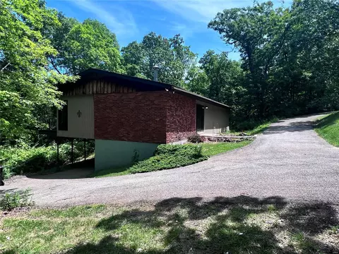 4 Lemp Rd, Saint Louis, MO 63122