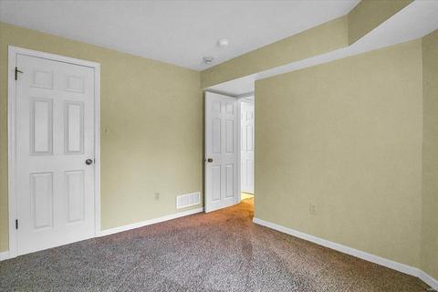 1828 Ridgeview Circle Dr, Ballwin, MO 63021 photo 31