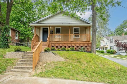 2203 Alameda Ave, Saint Louis, MO 63143