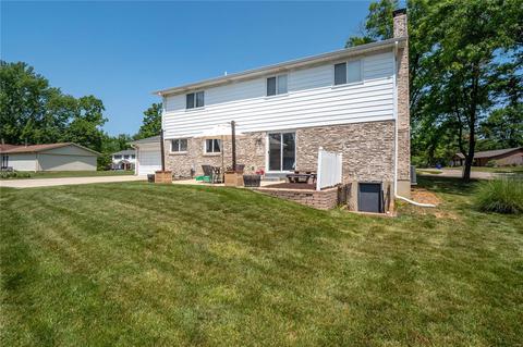 1295 Clearlake Cir, Ballwin, MO 63011 photo 21