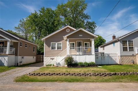 358 Rauhut Ave, Saint Louis, MO 63125