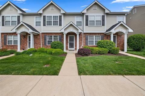 445 Wild Oak Dr, O'fallon, MO 63368 photo 2