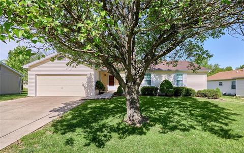 64 Chip Dr, O'fallon, MO 63366 photo 1