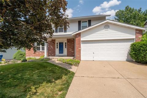 936 Blake Ct, Saint Peters, MO 63376