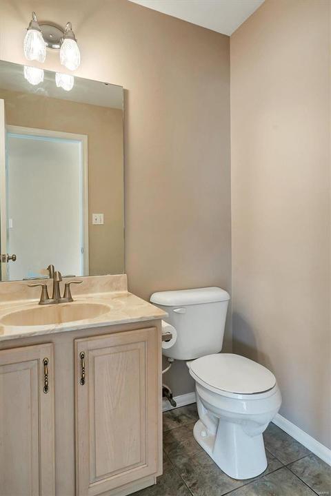 17468 Hilltop Ridge Dr, Eureka, MO 63025 photo 4