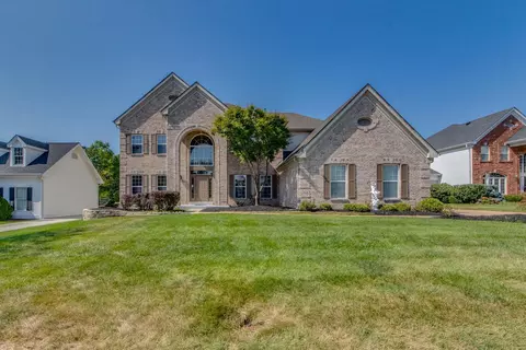 548 Claymont Place Dr, Ballwin, MO 63011