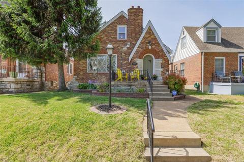 5644 Finkman St, Saint Louis, MO 63109