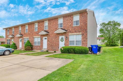 606 Linda Ln #A, Wentzville, MO 63385