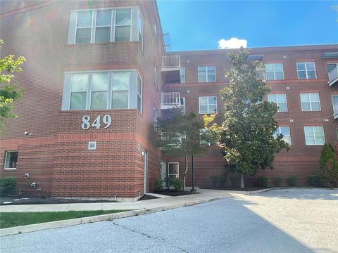 849 Westgate Ave #104, Saint Louis, MO 63130