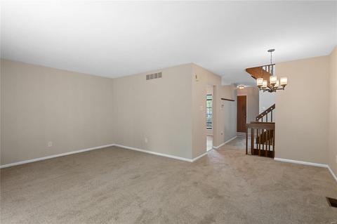 736 Windy Ridge Dr, Ballwin, MO 63021 photo 5