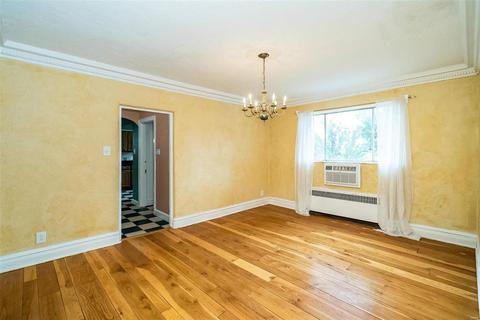 5532 Gresham Ave, Saint Louis, MO 63109 photo 11