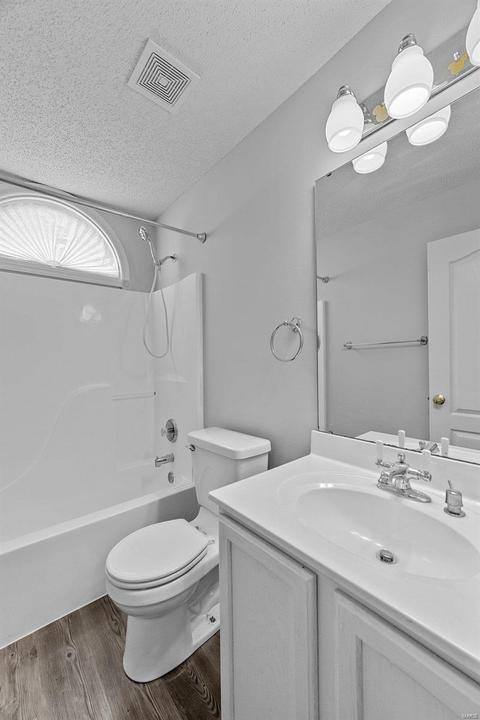 2322 Quaint Cottage Dr, O'fallon, MO 63368 photo 46