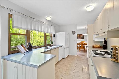 762 Winding Bend Ln, Manchester, MO 63021 photo 8