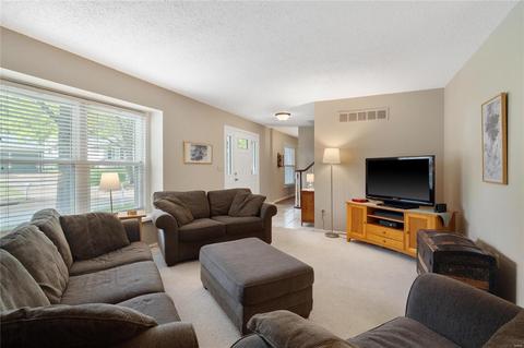 762 Winding Bend Ln, Manchester, MO 63021 photo 4