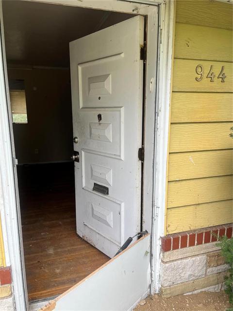 944 Lebon Dr, Saint Louis, MO 63137 photo 28