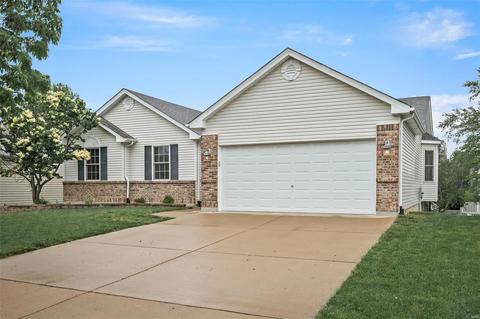 115 Rightfield Dr, O'fallon, MO 63366 photo 2