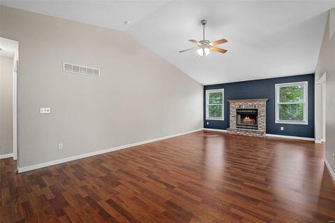 115 Rightfield Dr, O'fallon, MO 63366 photo 4
