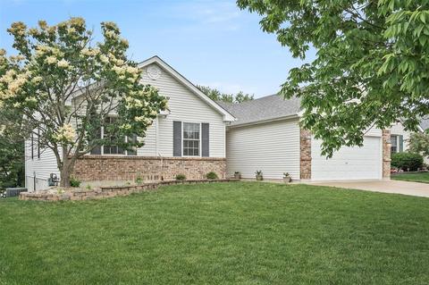 115 Rightfield Dr, O'fallon, MO 63366 photo 3