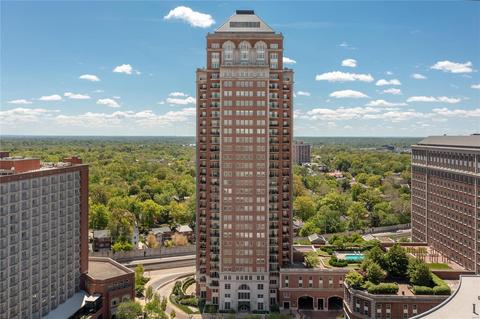 150 Carondelet #1503, Saint Louis, MO 63105