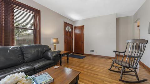 9313 Aster Ave, Affton, MO 63123 photo 7