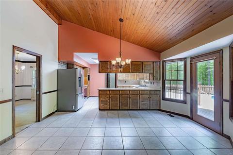 225 Brook Ln, O'fallon, MO 63368 photo 12