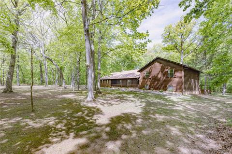 225 Brook Ln, O'fallon, MO 63368 photo 2
