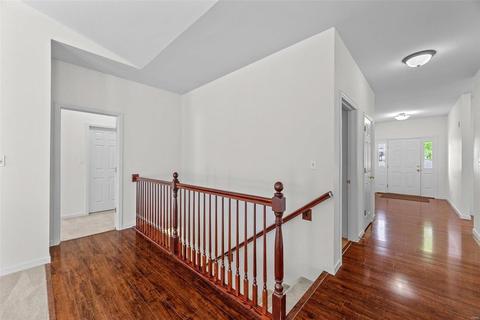 556 Springhurst Pkwy, O'fallon, MO 63368 photo 19