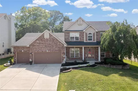 1032 Brook Mont Dr, O'fallon, MO 63366