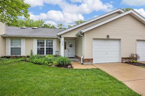 3127 Green Prairie Dr #3, St Peters, MO 63303