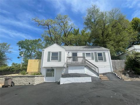 9451 Page Ave, Saint Louis, MO 63132