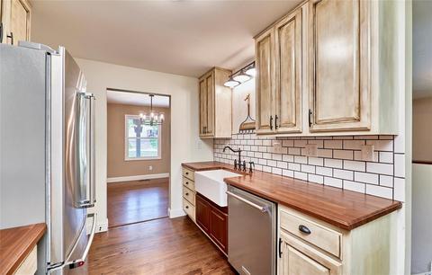 321 Wildforest Dr, Ballwin, MO 63011 photo 7
