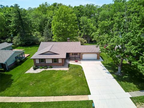321 Wildforest Dr, Ballwin, MO 63011 photo 2