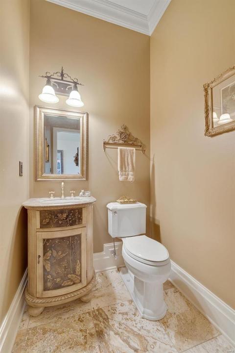 144 Crescent Bluff Dr, Eureka, MO 63025 photo 8
