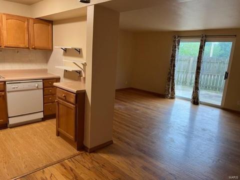 10421 Briarbend Dr #1, Saint Louis, MO 63146