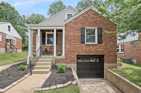 9019 Mcnulty Dr, Saint Louis, MO 63114