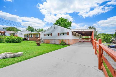 8020 Lakewood Ave, Saint Louis, MO 63123