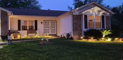 11 Cambourne Ct, Saint Peters, MO 63376