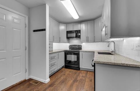 401 Heritage Commons Cir, O'fallon, MO 63368 photo 8