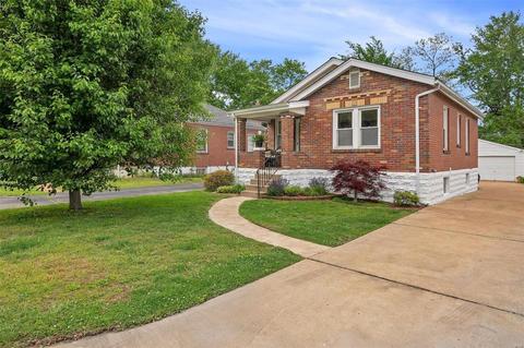 305 Waller Ave, Saint Louis, MO 63125