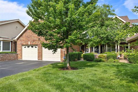 14651 Mallard Lake Dr, Chesterfield, MO 63017