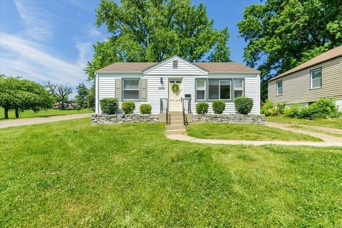 7808 Madison Dr, Saint Louis, MO 63133