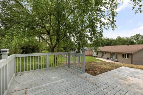 1056 Summer Tree Dr, Ballwin, MO 63011 photo 5