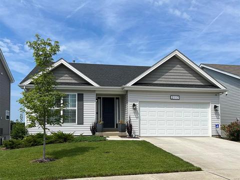 461 Sweetgrass Dr, Wentzville, MO 63385