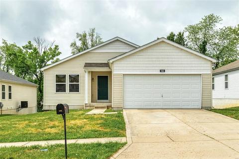 132 Fox Creek Dr, Wentzville, MO 63385