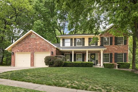 1021 Picardy Ln, Saint Charles, MO 63301
