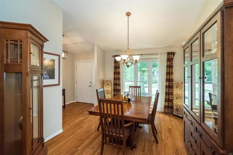 2437 Forest Leaf Pkwy, Wildwood, MO 63011 photo 9